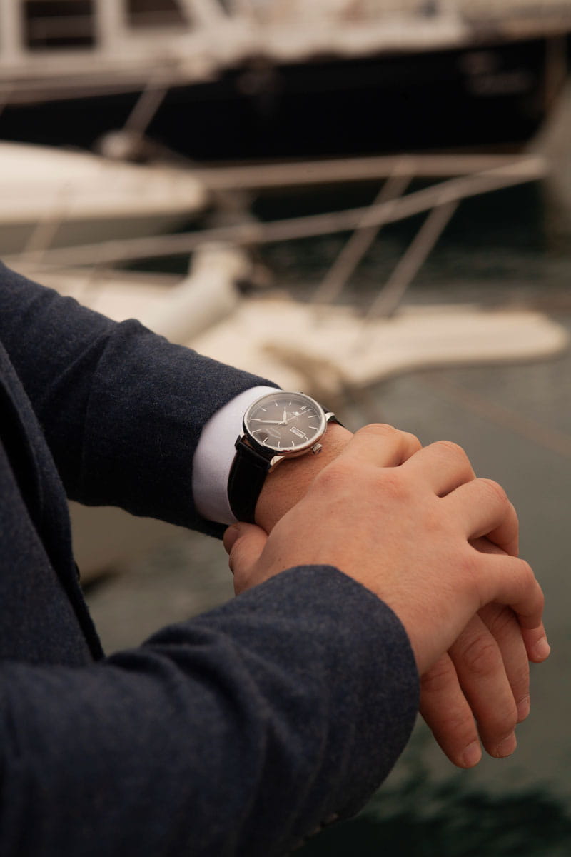 Космос Космос Юпитер K 043.11.31 мужские часы черный циферблат на запястье